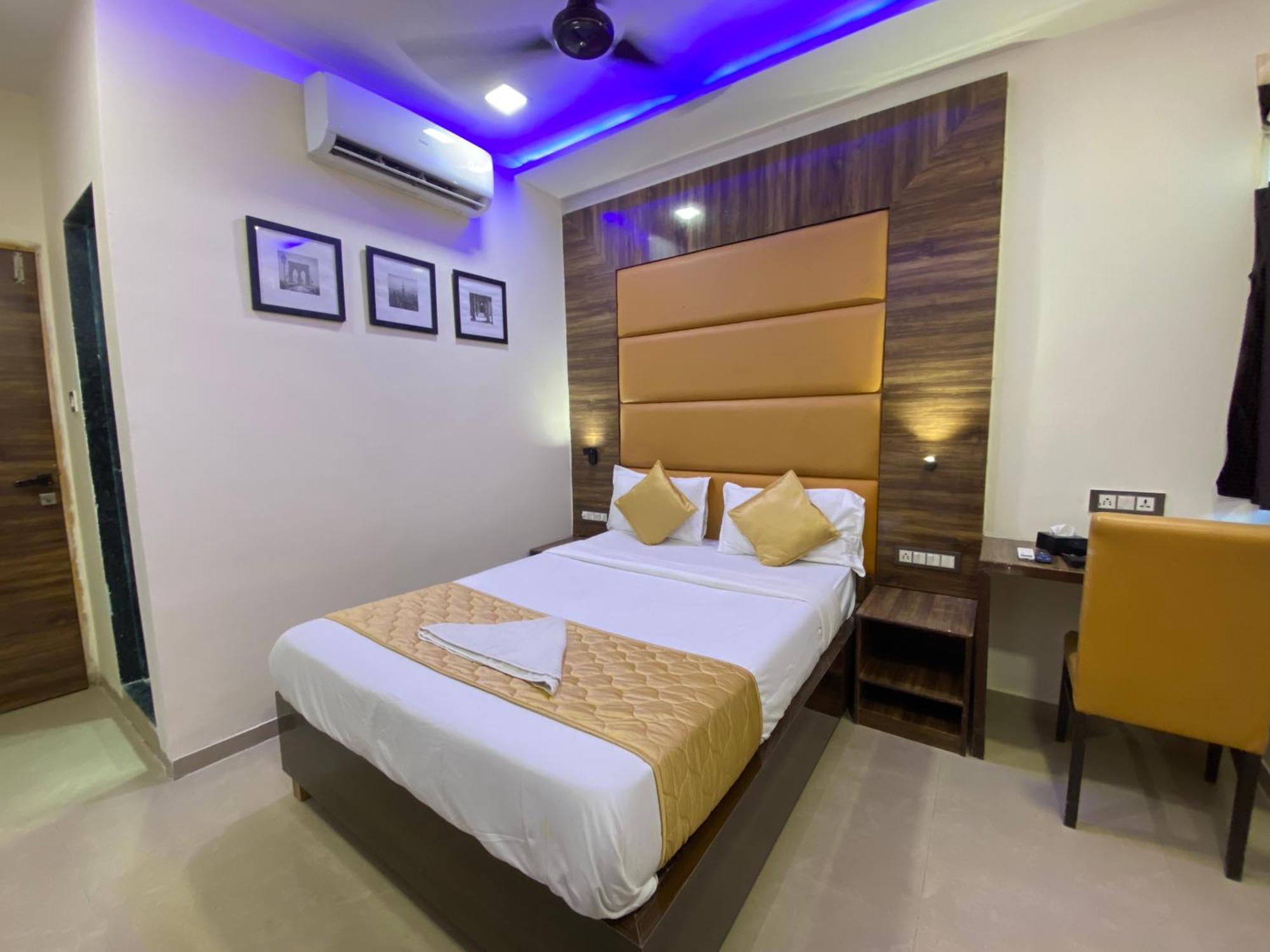 Hotel Blue Wellington - Near Mumbai Airport Exterior photo